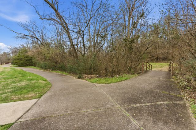 612 Vintage Green Ln, Franklin, TN 37064