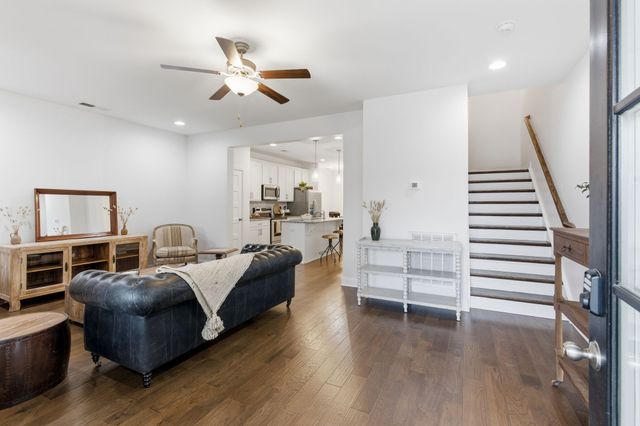 612 Vintage Green Ln, Franklin, TN 37064