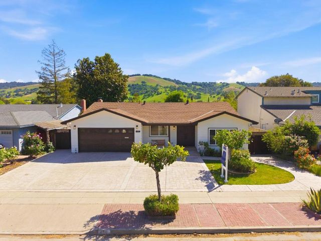 490 Suisse Drive, San Jose, CA 95123