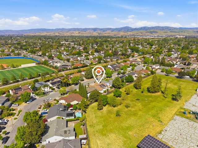 490 Suisse Drive, San Jose, CA 95123