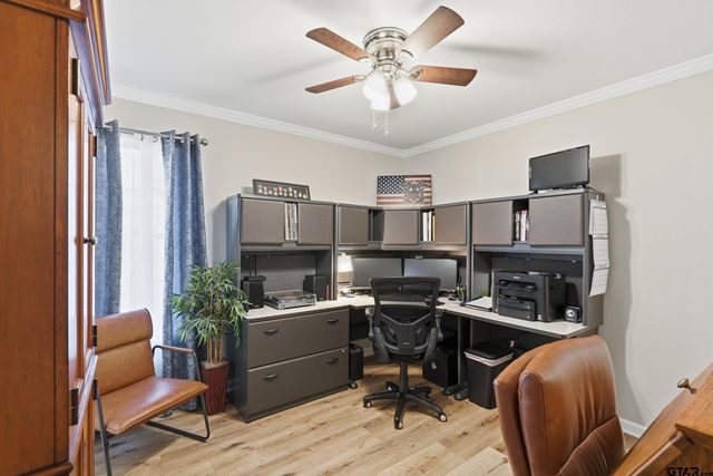 105 Cheyenne Trl, Gilmer, TX 75644