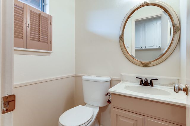 6809 Yolanda Drive, Fort Worth, TX 76112