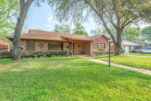 6809 Yolanda Drive, Fort Worth, TX 76112