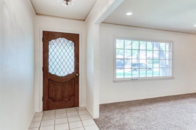 6809 Yolanda Drive, Fort Worth, TX 76112