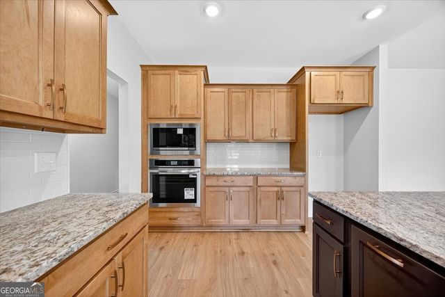 1518 The rock Road, Thomaston, GA 30286