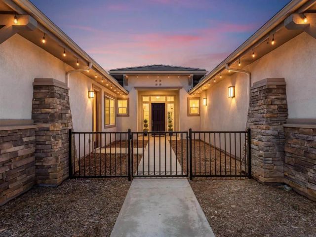 29527 Viking View Lane, Valley Center, CA 92082