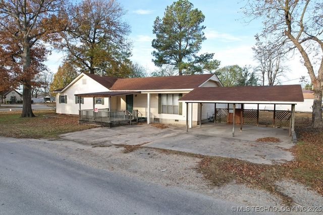 501 W Main Street, Stigler, OK 74462