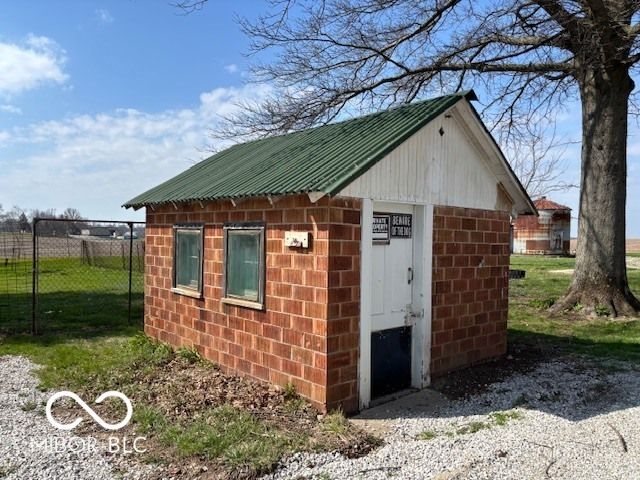 3814 N State Road 39, Danville, IN 46122