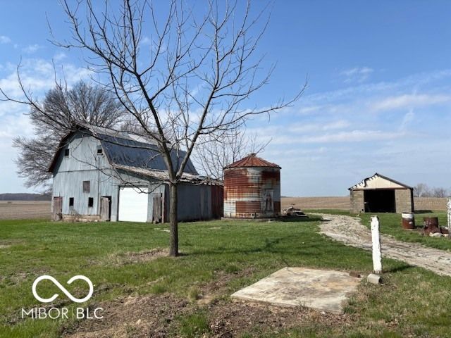 3814 N State Road 39, Danville, IN 46122