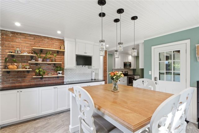 2715 Blue Rock Drive, Beavercreek, OH 45434