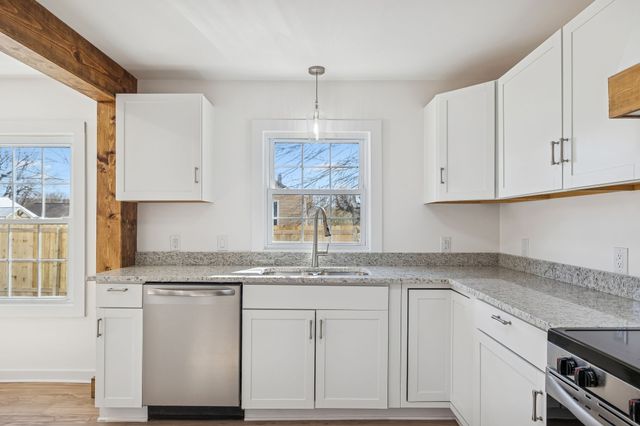 114 Oak St, Mcminnville, TN 37110