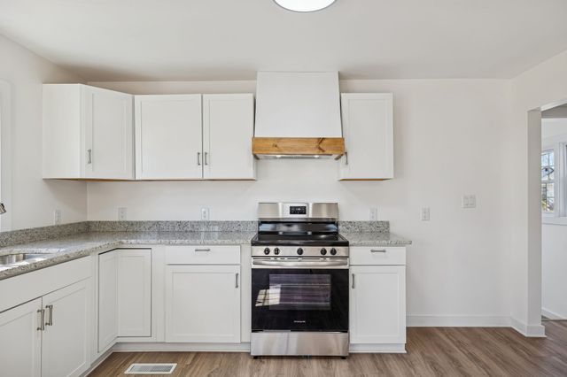 114 Oak St, Mcminnville, TN 37110