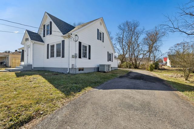 114 Oak St, Mcminnville, TN 37110