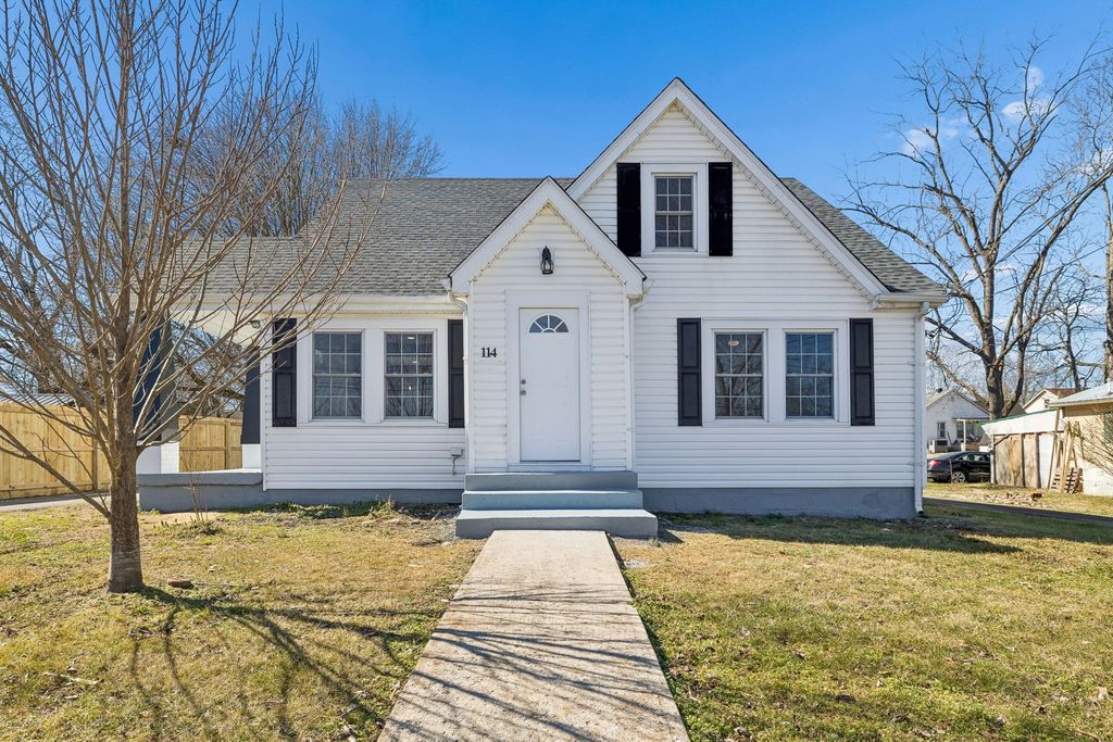 114 Oak St, Mcminnville, TN 37110