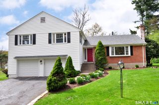 172 Hunter Drive, West Hartford, CT 06107