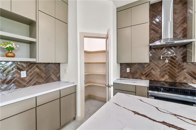 514 Oriole Drive, Los Fresnos, TX 78566