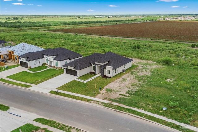514 Oriole Drive, Los Fresnos, TX 78566