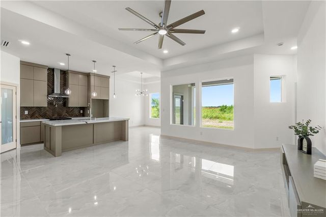 514 Oriole Drive, Los Fresnos, TX 78566