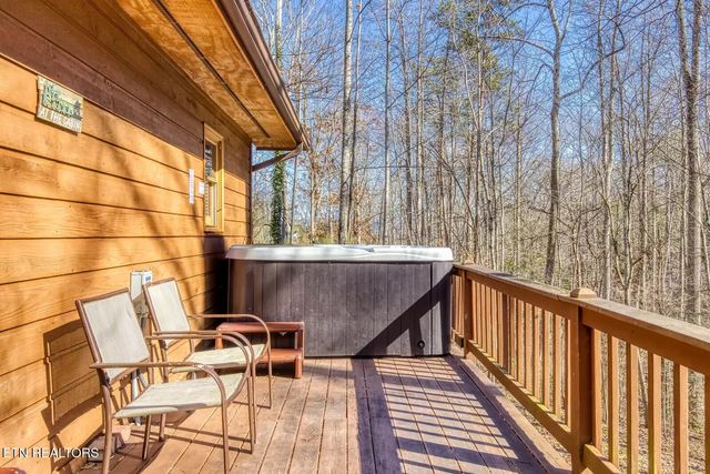 3965 Ole Smoky Way, Sevierville, TN 37862