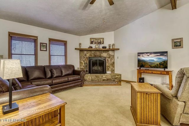 3965 Ole Smoky Way, Sevierville, TN 37862