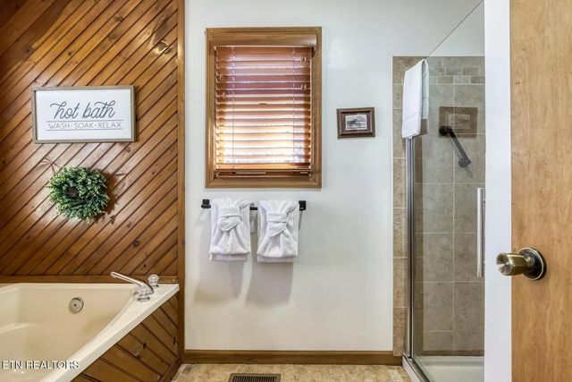 3965 Ole Smoky Way, Sevierville, TN 37862