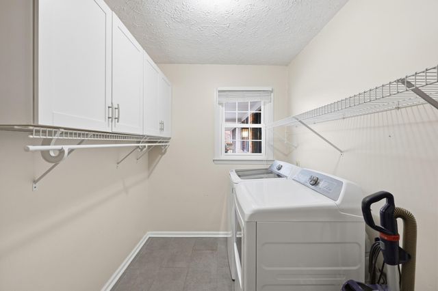 512 Cromwell Way, Lexington, KY 40503