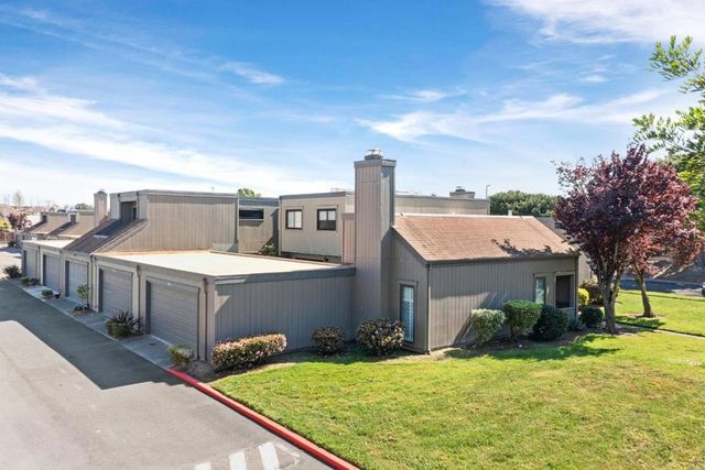 3405 Catalina Avenue, Alameda, CA 94502