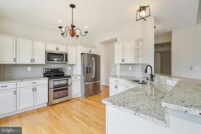 120 HAWTHORNE GREENE CIR, La Plata, MD 20646