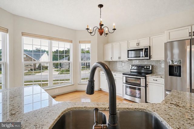 120 HAWTHORNE GREENE CIR, La Plata, MD 20646