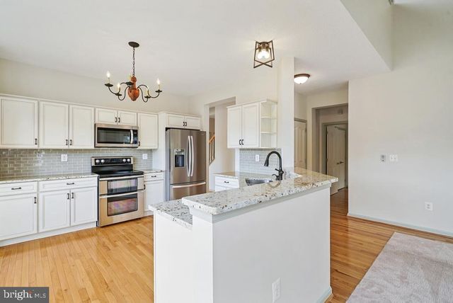 120 HAWTHORNE GREENE CIR, La Plata, MD 20646