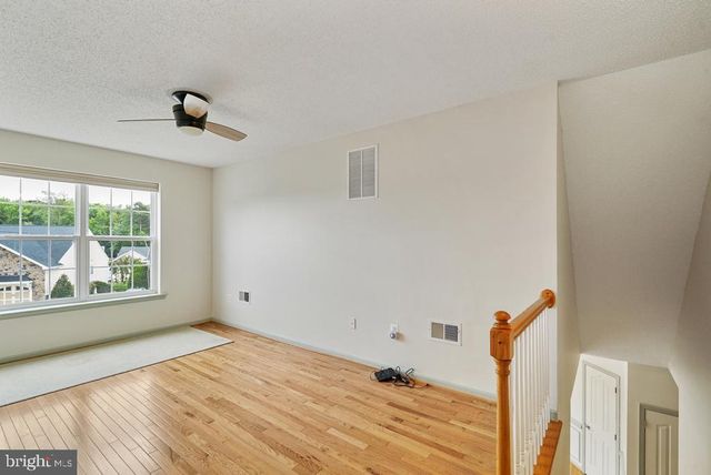 120 HAWTHORNE GREENE CIR, La Plata, MD 20646