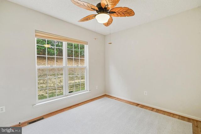 120 HAWTHORNE GREENE CIR, La Plata, MD 20646
