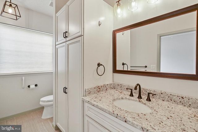 120 HAWTHORNE GREENE CIR, La Plata, MD 20646