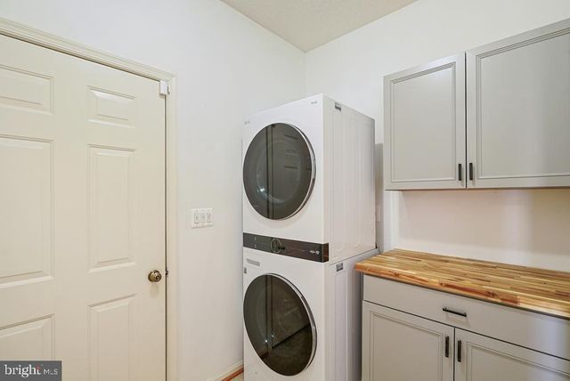 120 HAWTHORNE GREENE CIR, La Plata, MD 20646