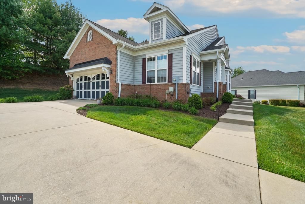 120 HAWTHORNE GREENE CIR, La Plata, MD 20646