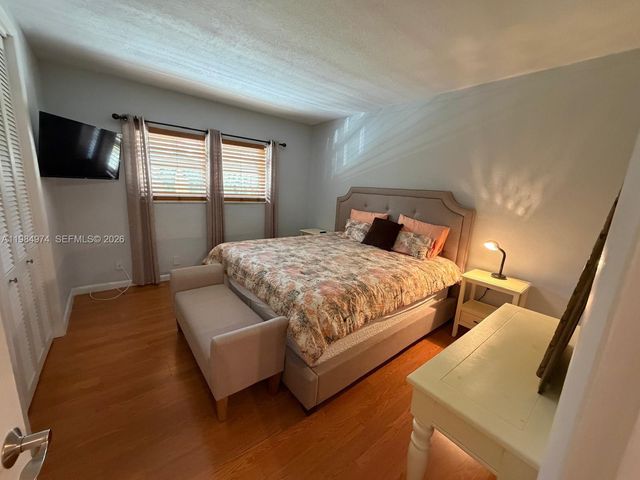 630 Layne Blvd 215, Hallandale Beach, FL 33009