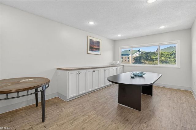 3288 Page Ave Apt 105, Virginia Beach, VA 23451