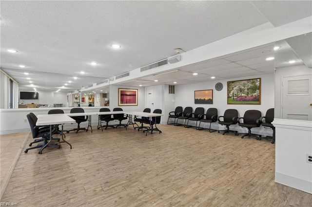 3288 Page Ave Apt 105, Virginia Beach, VA 23451