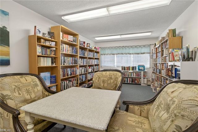 3288 Page Ave Apt 105, Virginia Beach, VA 23451