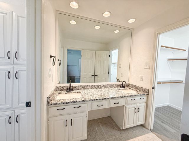 2008 Gardanne Lane, Carrollton, TX 75007