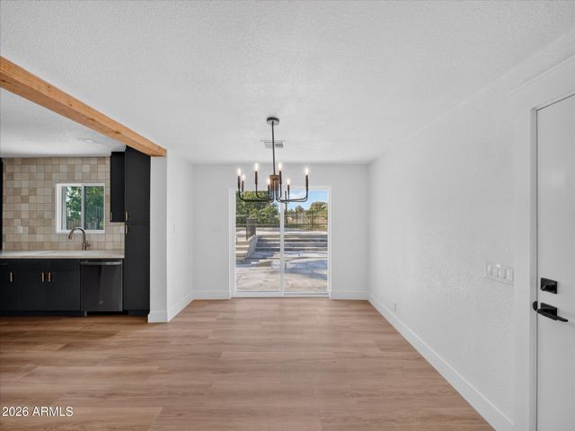 1712 E Whitton Avenue, Phoenix, AZ 85016