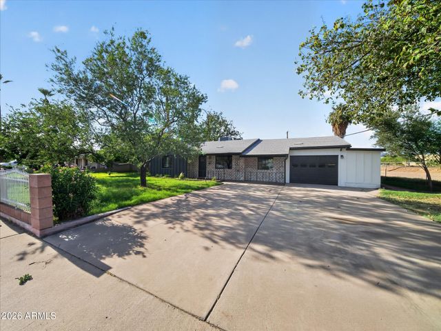 1712 E Whitton Avenue, Phoenix, AZ 85016