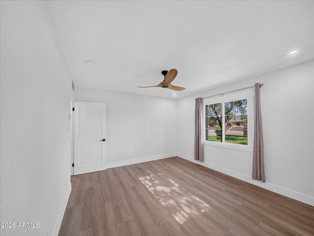 1712 E Whitton Avenue, Phoenix, AZ 85016