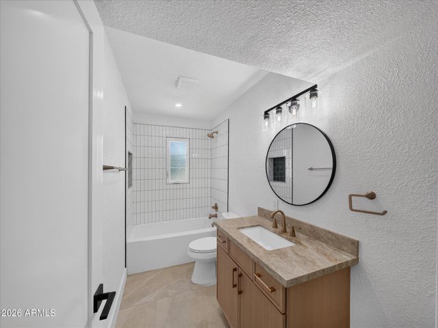 1712 E Whitton Avenue, Phoenix, AZ 85016