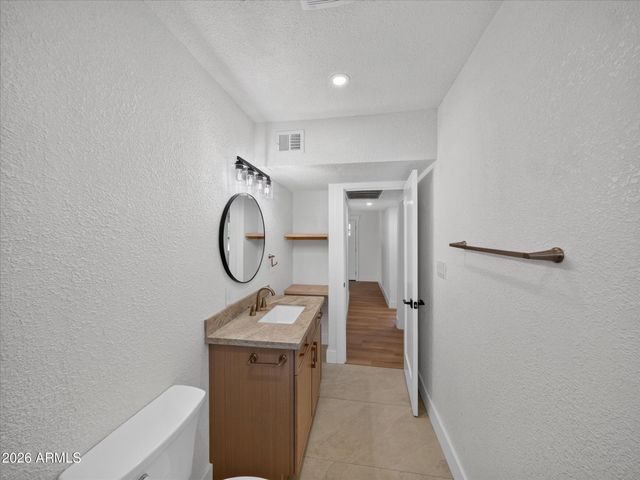 1712 E Whitton Avenue, Phoenix, AZ 85016