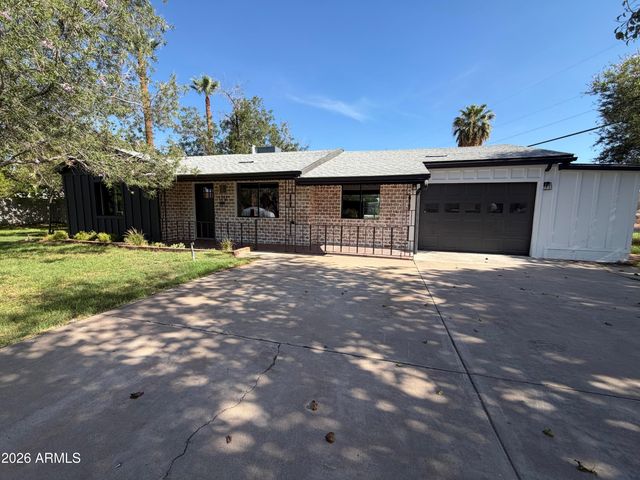1712 E Whitton Avenue, Phoenix, AZ 85016