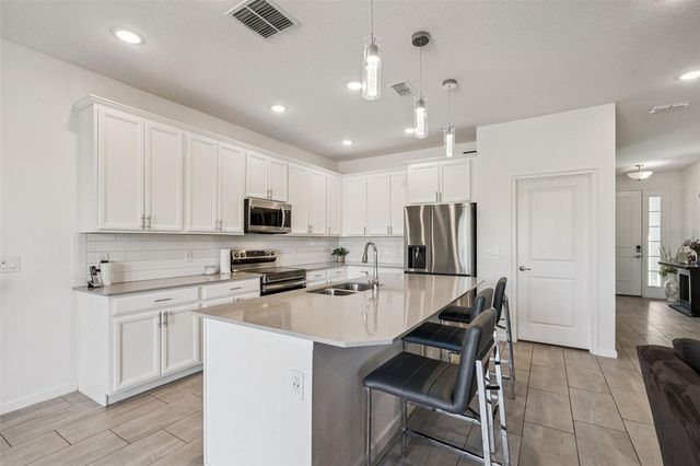 609 FORTUNA DRIVE, Davenport, FL 33837