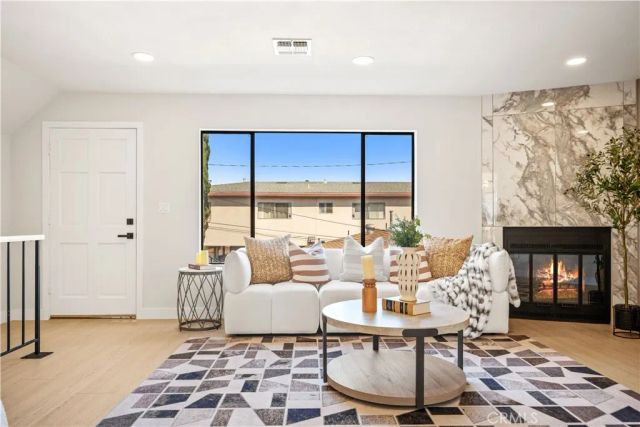 1805 Vine F, Alhambra, CA 91801