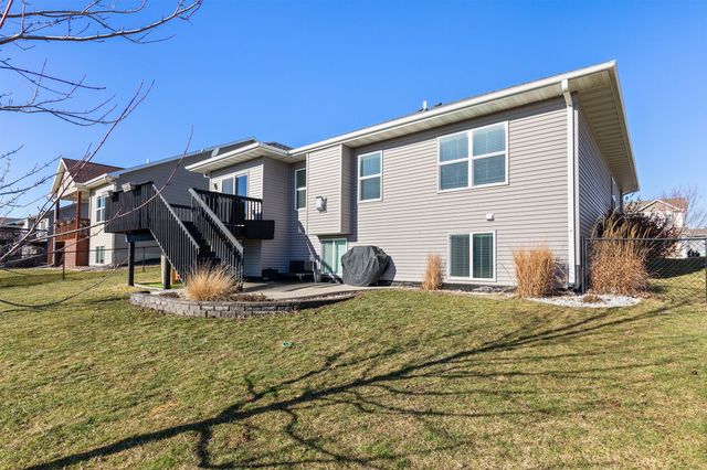 700 SE 15th Street, Grimes, IA 50111