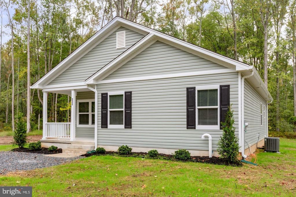 46 SALINA LANE, Colonial Beach, VA 22443